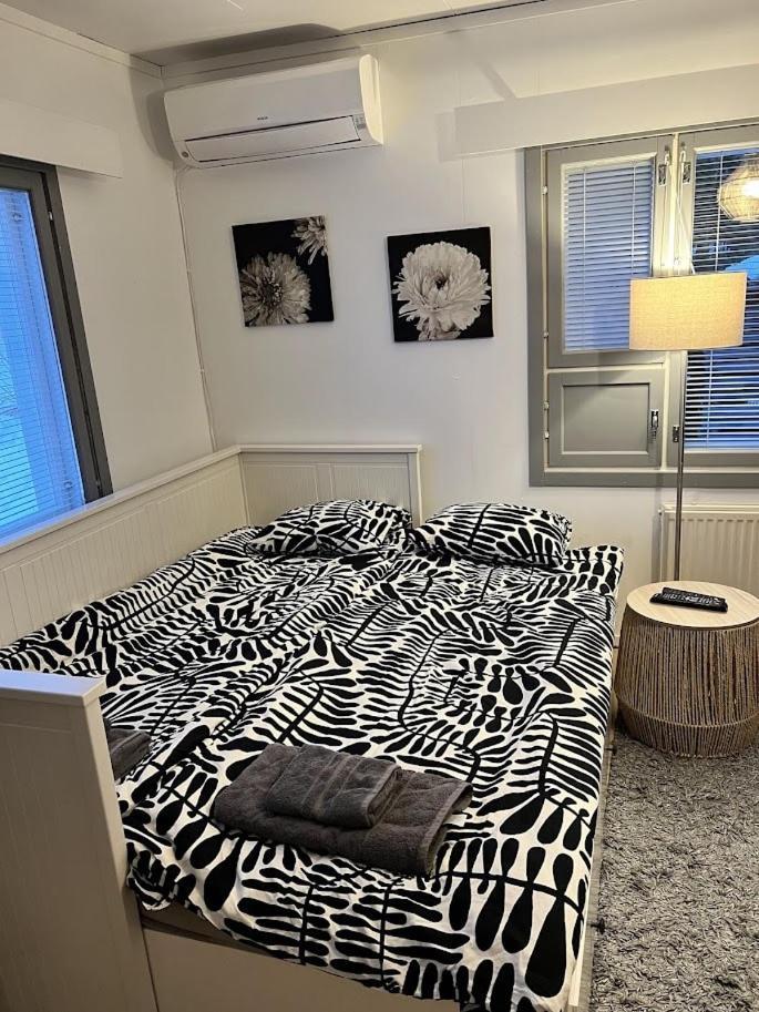 Appartement Sunny Nest 1 à Vaasa Extérieur photo